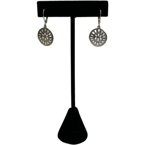 Silver Tone Sand Dollar Medallion Bib Statement Necklace Dangle Earrings Set - Picture 6 of 9